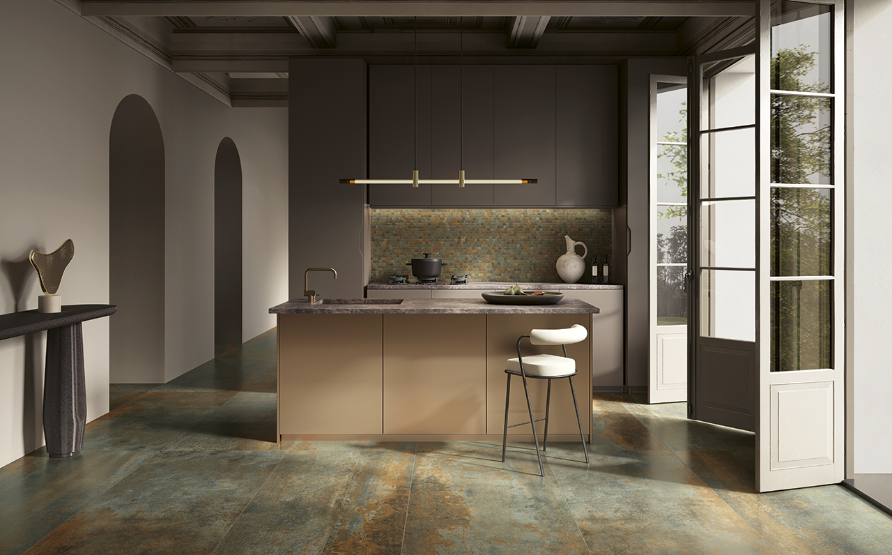 Keuken met Serenissima Costruire metaallook tegels